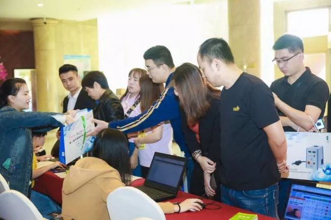 超燃!116萬人次關(guān)注!“2019年第二屆中國(guó)噴碼標(biāo)識(shí)行業(yè)年會(huì)”取得圓滿成功