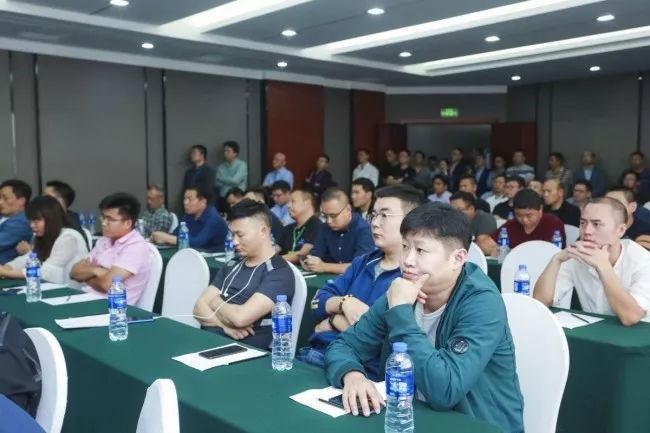 超燃!116萬人次關(guān)注!“2019年第二屆中國(guó)噴碼標(biāo)識(shí)行業(yè)年會(huì)”取得圓滿成功